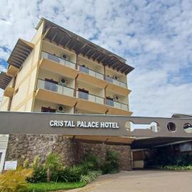 Cristal Palace Hotel, готель у місті Лінс