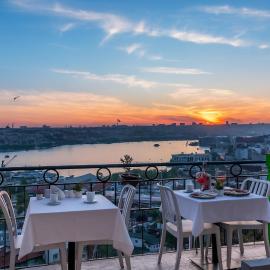 Big Urban Stay Taksim &With Sea Vıew, hotel v Istanbulu