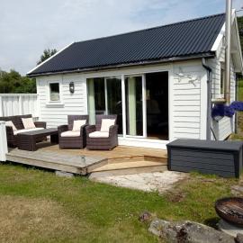 Tiny house in scenic surroundings, hotel Farsundban