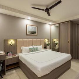 StayVista Residences near Cyber City Hub with Gym & Air Purifier, hotel a Gurgaon