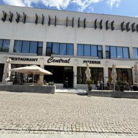 Complex Turistic Central, отель в городе Бэиле-Еркулане