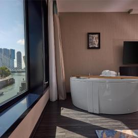 Haven Hotel Rotterdam, Curio Collection by Hilton, hotel en Róterdam