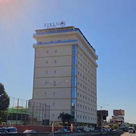 Zielo Hotel, מלון באסונסיון