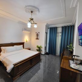Justina Guest House Hôtel, hotel a Douala