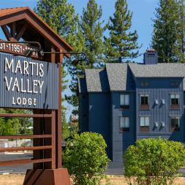 Martis Valley Lodge, Tapestry Collection by Hilton, hotel in Truckee