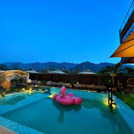 Qingqian Guanshan Swimming Pool Private Hot Spring B&B, hotel a Xi'an