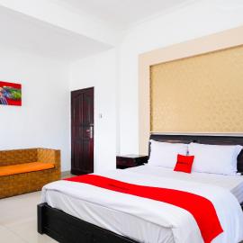 RedDoorz at Serenity Inn Teuku Umar Denpasar, хотел в Денпасар