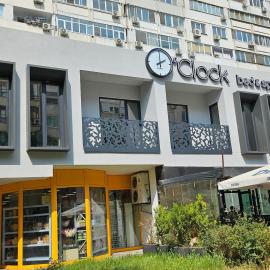 O'clock bed & SPA self check in