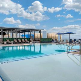 Cambria Hotel St Petersburg-Madeira Beach Marina, hotel in St. Pete Beach