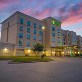 Holiday Inn & Suites Houston NW - Vintage Park Area by IHG，休斯頓的飯店