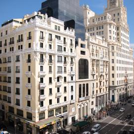 Petit Palace Triball، فندق في مدريد