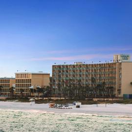 Days Inn by Wyndham Panama City Beach Beachfront Resort, ξενοδοχείο σε Panama City Beach