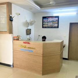 Stay Guru Usha Residency, ξενοδοχείο σε Bhuj