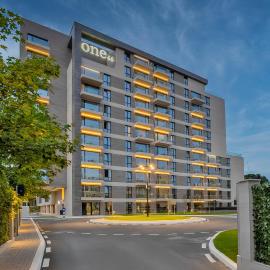 ONE66 - Luxury Aparthotel, hotel Brassón