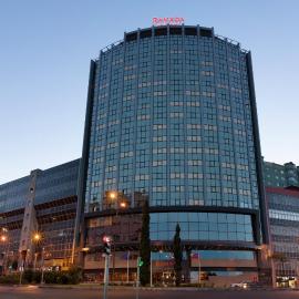 Ramada by Wyndham Lisbon، فندق في لشبونة