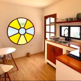 Bungalow en Galápagos #22، فندق في بويرتو بكويريزو مورينو