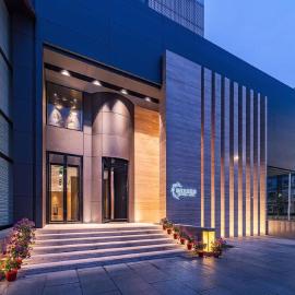 Viesnīca Beijing Xixi Friendship Hotel is located on Xidan Commercial Street and close to Tiananmen Square and the Forbidden City Pekinā