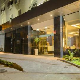 Hotel Açores Premium- 5 minutos do Moinhos de Vento, hotell i Porto Alegre