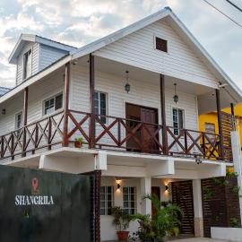 Casa De Shangrila, hotell i Belize City