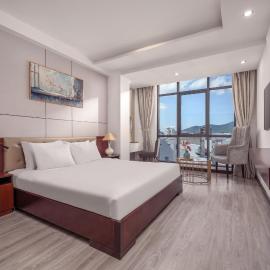Star Hotel and Fitness- Free Sauna، فندق في دا نانغ
