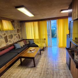 Kfardebian में, होटल Faraya Vista