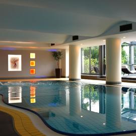 Phönix Hotel: Bergneustadt şehrinde bir otel