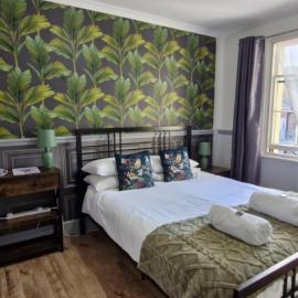 LilyRose Hotel, hotel in Whitby