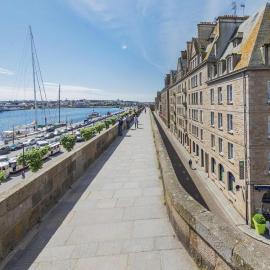 ibis Styles Saint Malo Centre Historique, hotel in Saint Malo