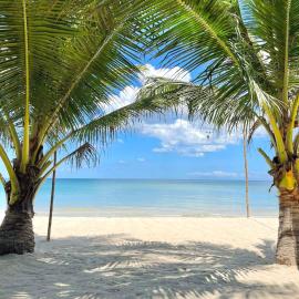 Bocala Beach Resort, hotel a Balud