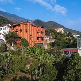 Nắng Hotels Bắc Yên, hótel í Bắc Yên