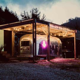Airstream Caravan at Matakana Retreat, hotel en Matakana