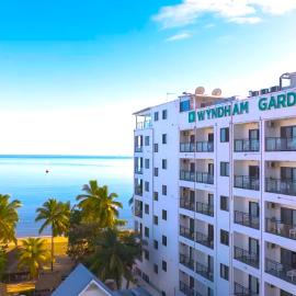 Wyndham Garden Wailoaloa Beach Fiji, hotel en Nadi