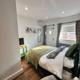 The Bungalow, hotel v destinaci Lichfield