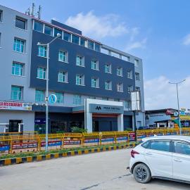 Max Hotels Prayagraj, hotell i Allahābād