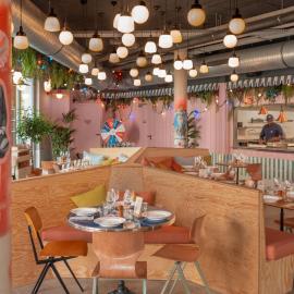 Eklo Hotels Bordeaux Centre Bastide, отель в Бордо