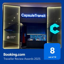 CapsuleTransit Airside KLIA T2 - Airport Hotel - International Departure near to Transit Hall, Gate Q, Hotel in Sepang