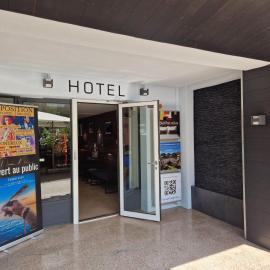 Hotel Parc & Lac, hotel u gradu Montre