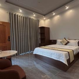 Oanh Thư Hotel