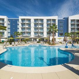 SpringHill Suites Orange Beach at The Wharf، فندق في شاطئ أورانج