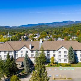 AX Hotel, khách sạn ở Mont-Tremblant