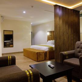 Vizit Hotel & Suites