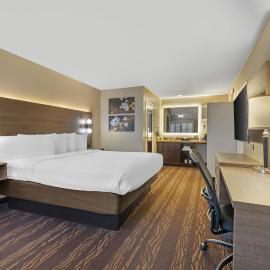 Best Western Plus Stovall's Inn
