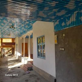 Gasthaus Jasur,Yakkakhona, hotell i Madovra