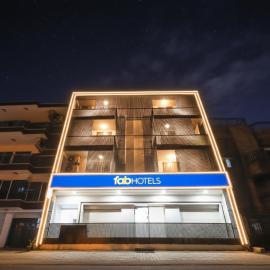 FabHotel La Paz Stay B&B, hotel in New Delhi