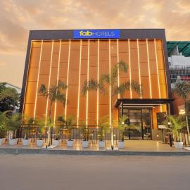 FabHotel Yellow Courtyard, hotell i Bhopal