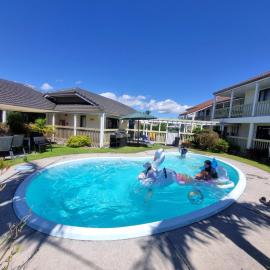Summit Motor Lodge, khách sạn ở Tauranga