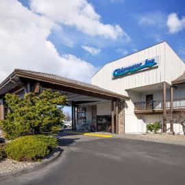 Edgewater Inn and Suites, an Ascend Collection Hotel, hotel in Coos Bay