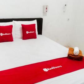 Karanganyar में, होटल RedDoorz near Juwata 3 Airport Tarakan