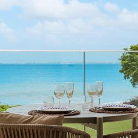 SEA NOVA Friar's Bay Beachfront Properties, ξενοδοχείο στον Άγιο Μαρτίνο