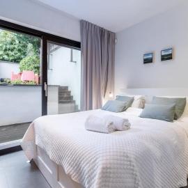 Luxury Deluxe Garden Condo in Brussels Centre, hotel in Brussels
